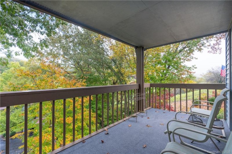 Property image 2 at 87 Willow Road, Waynesville, NC 28786