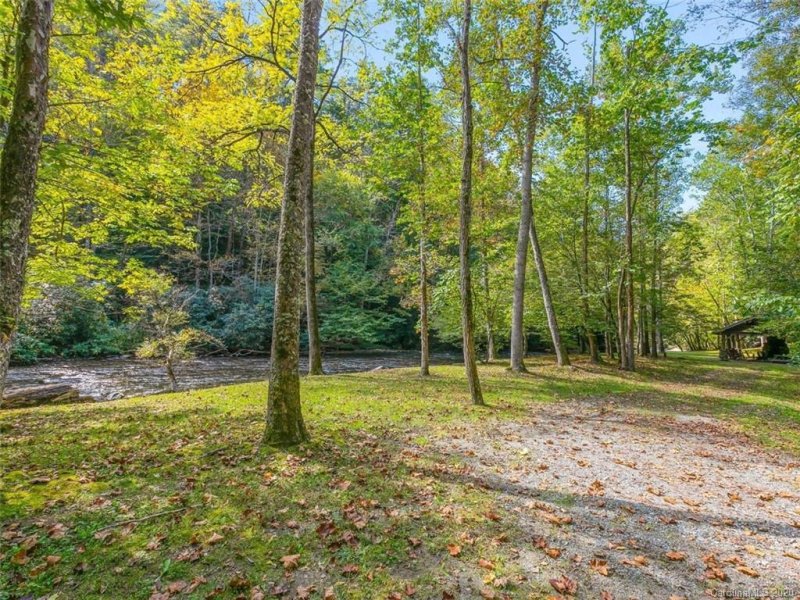 Property image 5 at 99999 Sunnyside Drive, Marshall, NC 28753