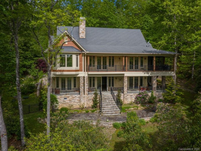 Property image 2 at 1001 Spanish Oak Drive, Cedar Mountain, NC 28718