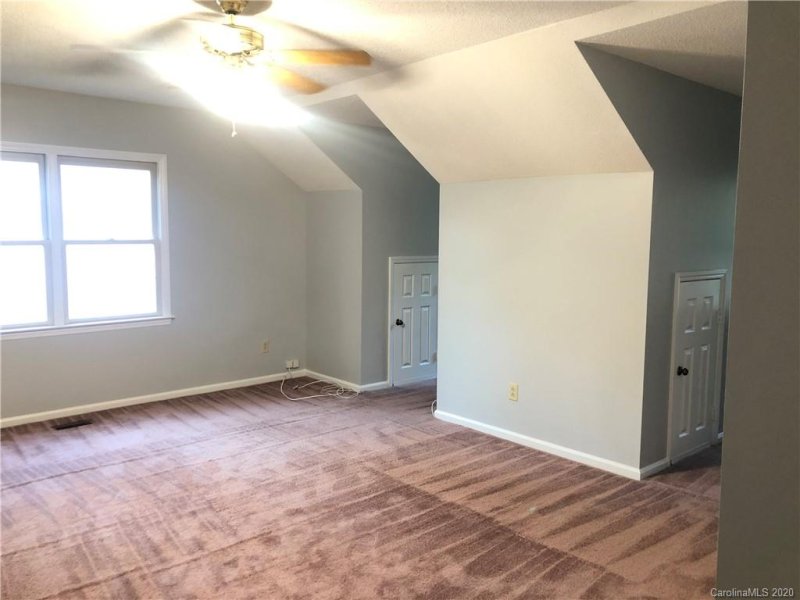 Property image 3 at 6130 Bayswater Lane, Charlotte, NC 28212