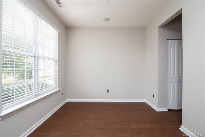 Property image 3 at 9003 Holland Park Lane, Charlotte, NC 28277