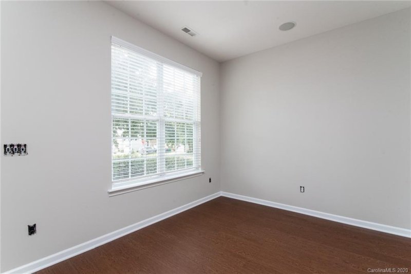 Property image 4 at 9003 Holland Park Lane, Charlotte, NC 28277