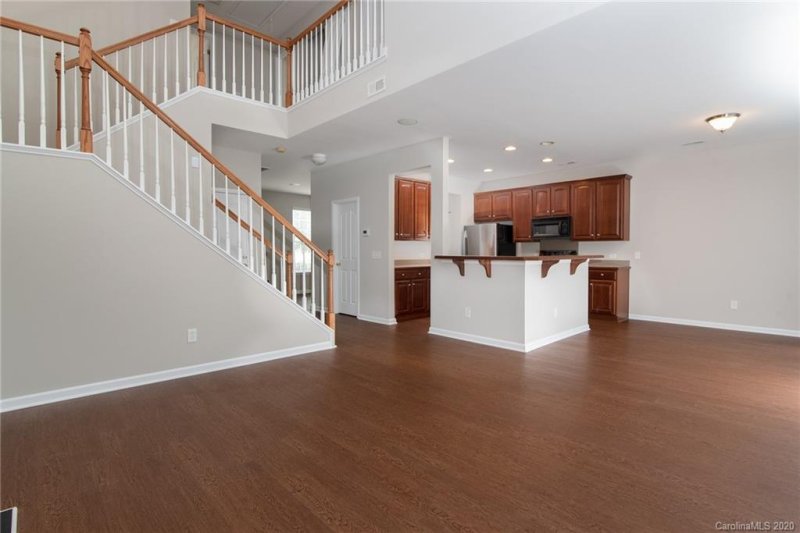 Property image 5 at 9003 Holland Park Lane, Charlotte, NC 28277