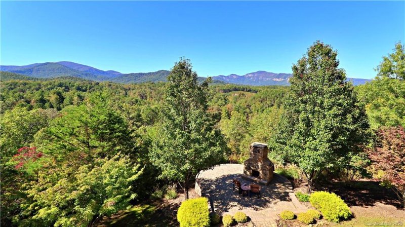 Property image 3 at 152 Vista Court, Lake Lure, NC 28746