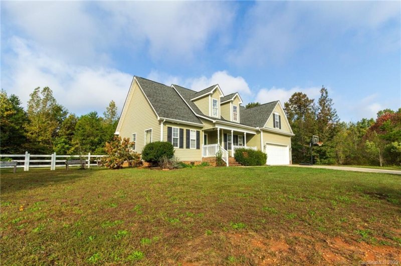 Property image 4 at 2114 Pinnacle View Drive, Kings Mountain, NC 28086