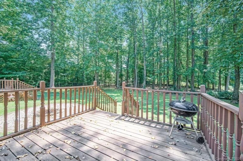 Property image 4 at 1799 Cameron Heights Circle, Denver, NC 28037