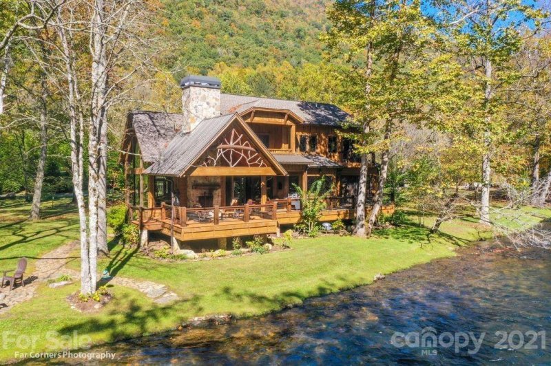 226 Mystic River Village Way