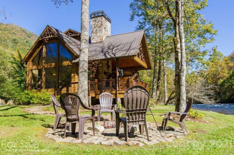 Property image 4 at 226 Mystic River Village Way, Topton, NC 28781