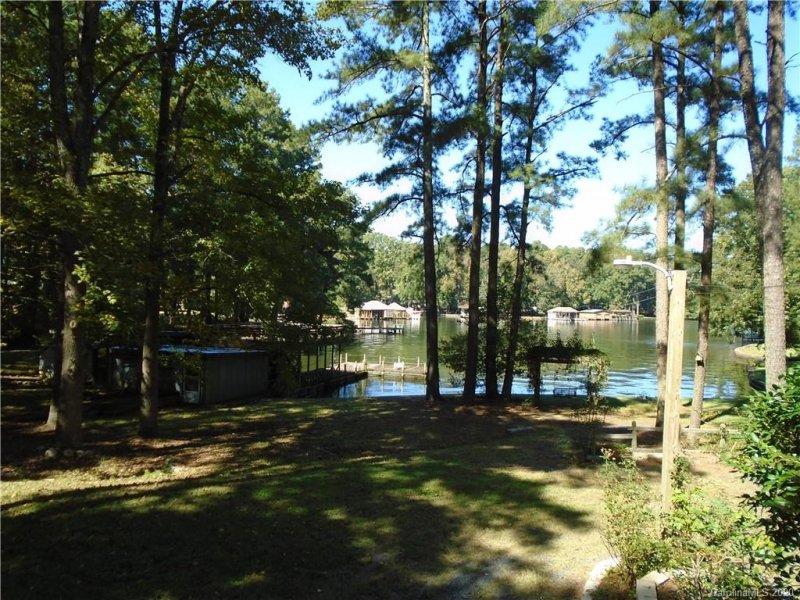 48953 Piney Point Road