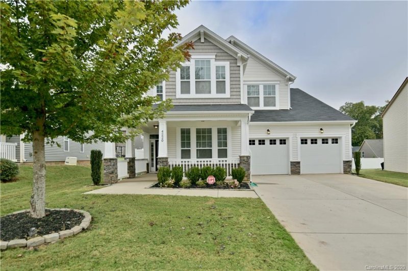 Property image 2 at 4220 Hubbard Road, Charlotte, NC 28269