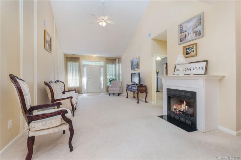 Property image 4 at 12011 Glass Mountain Court, Charlotte, NC 28277
