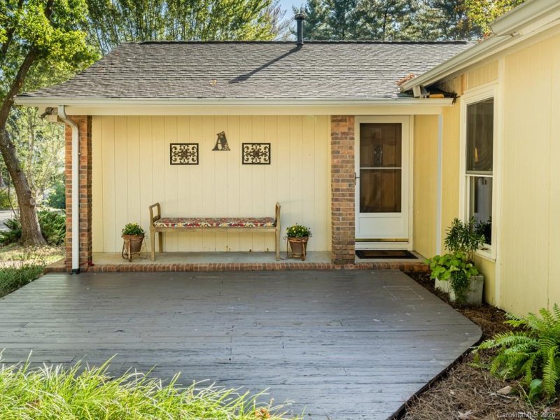 Property image 5 at 451 Creekside Drive, Asheville, NC 28804