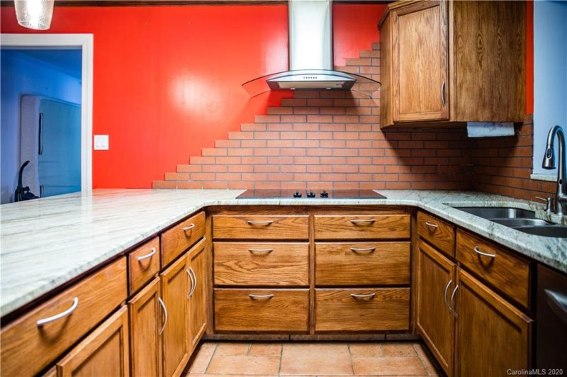 Property image 2 at 623 Greenway Drive, Statesville, NC 28677