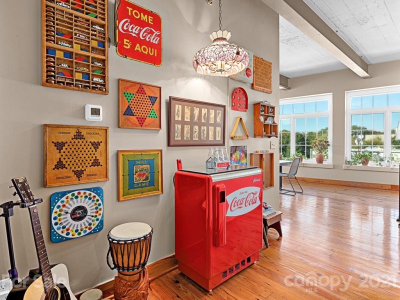 Property image 2 at 100 Coxe Avenue, Asheville, NC 28801