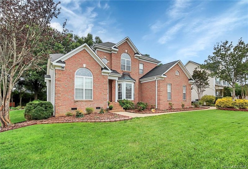 Property image 2 at 7781 Coachman Court, Harrisburg, NC 28075