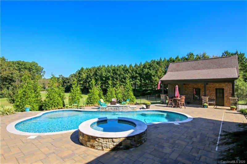 Property image 4 at 1624 Pearlstone Lane, Matthews, NC 28104