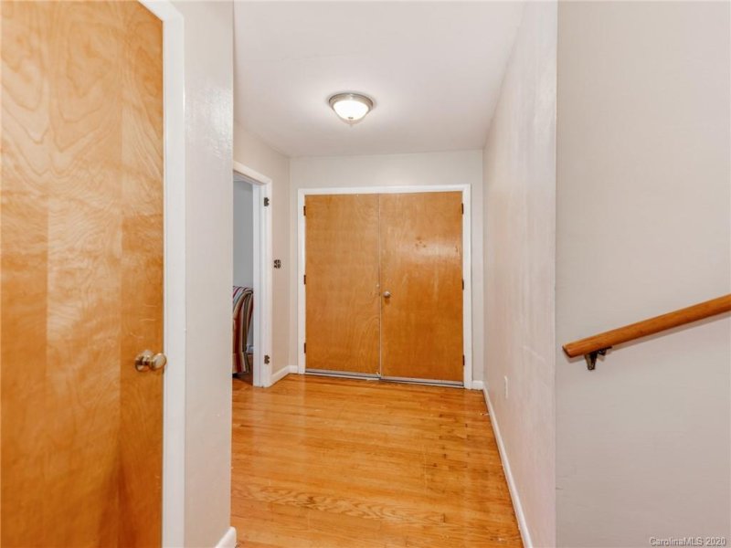 Property image 5 at 10128 Mount Holly Road, Charlotte, NC 28214