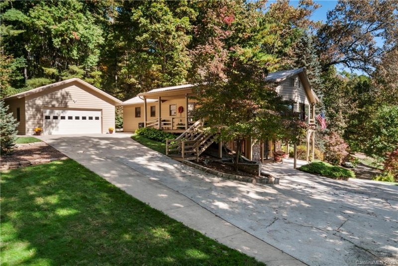 Property image 4 at 486 Oak Ridge Drive, Clyde, NC 28721