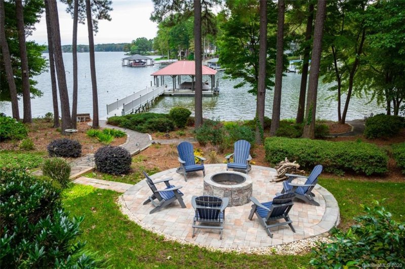 Property image 3 at 2534 Penngate Drive, Sherrills Ford, NC 28673