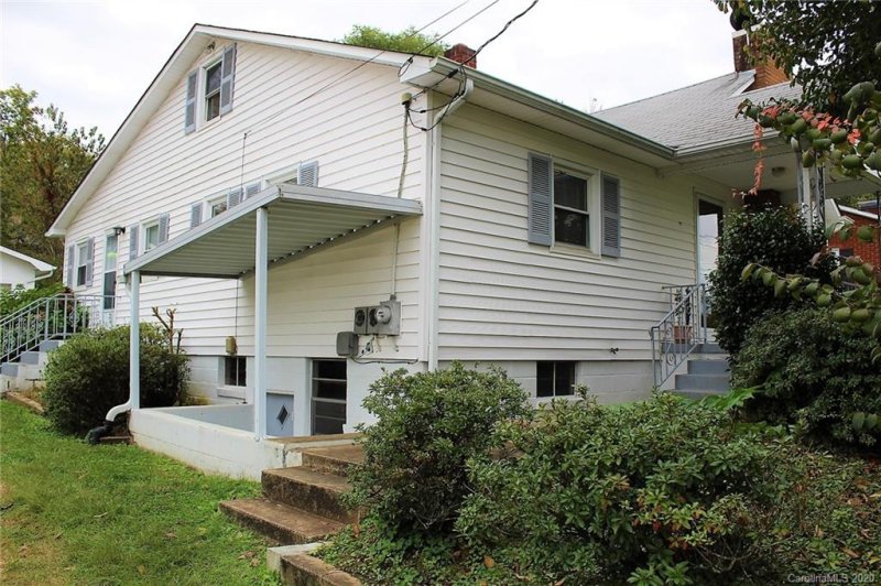 Property image 4 at 517 Edgewood Drive, Lenoir, NC 28645