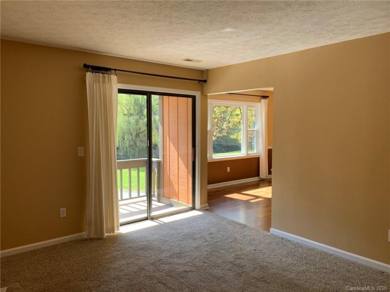 Property image 2 at 1753 Haywood Manor Road, Hendersonville, NC 28791