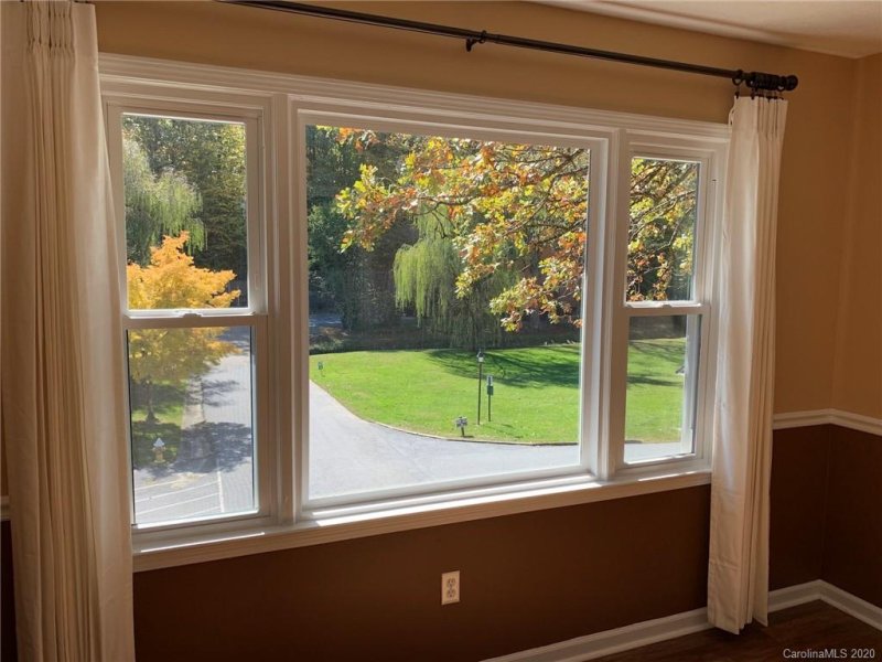 Property image 4 at 1753 Haywood Manor Road, Hendersonville, NC 28791