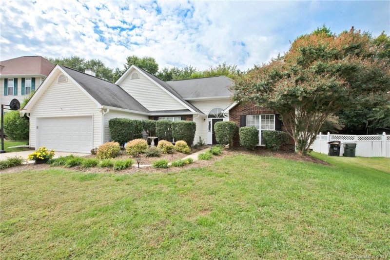 Property image 3 at 3950 Longwood Drive, Concord, NC 28027