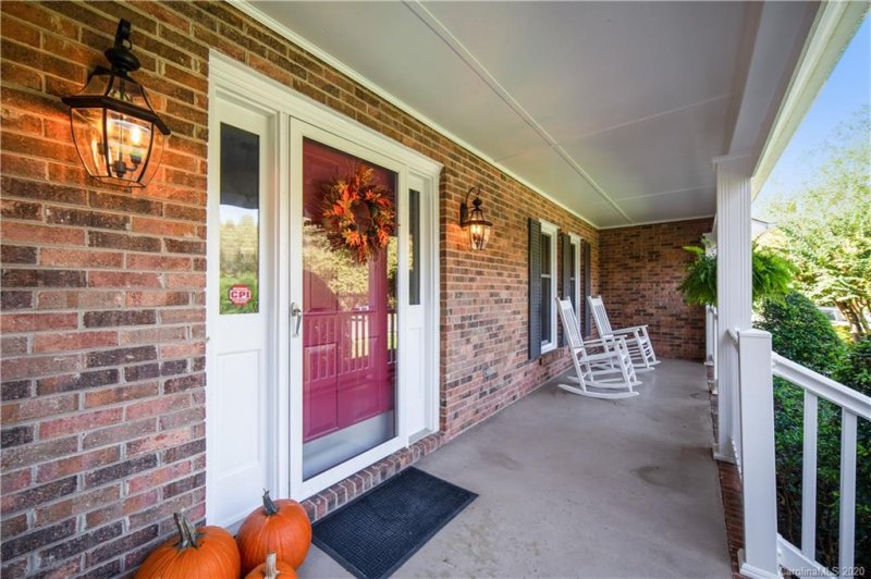 Property image 2 at 210 Belwood Drive, Belmont, NC 28012