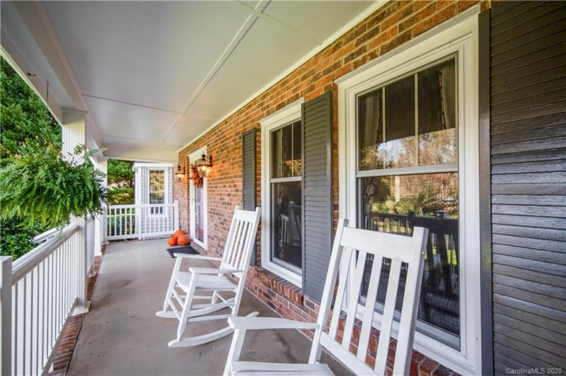 Property image 3 at 210 Belwood Drive, Belmont, NC 28012