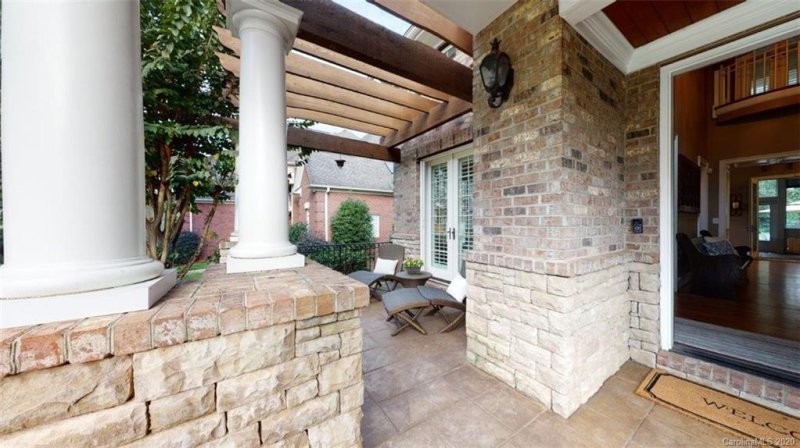 Property image 4 at 6610 Fox Ridge Circle, Davidson, NC 28036