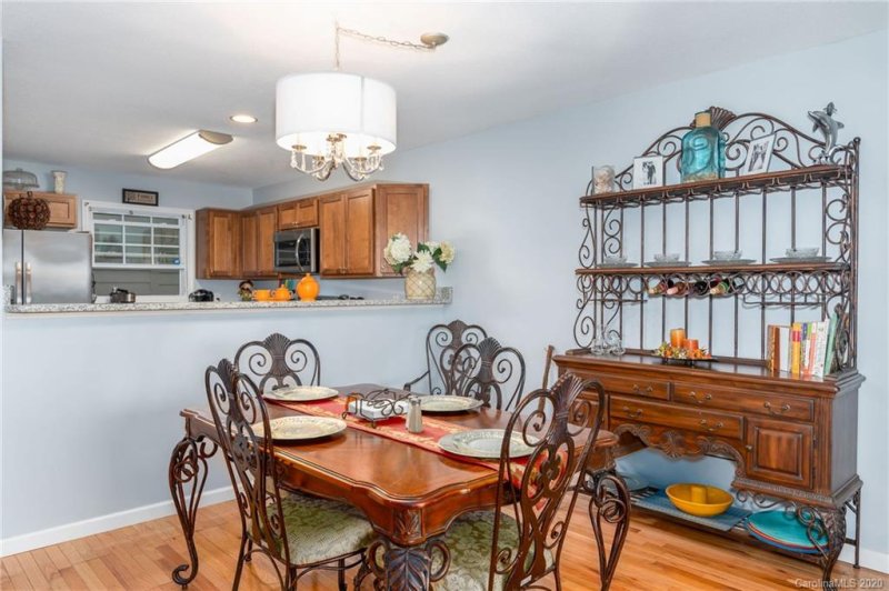 Property image 5 at 67 Rotunda Circle, Asheville, NC 28806