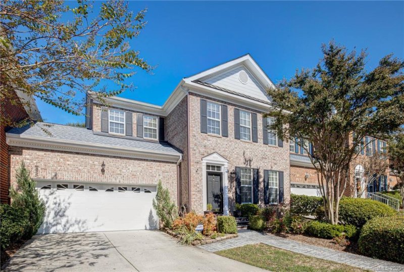 9315 Bonnie Briar Circle