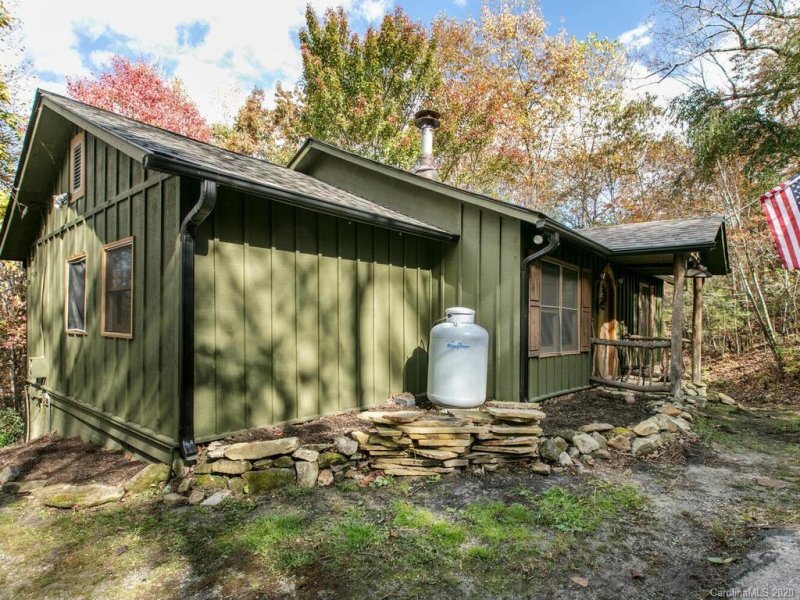 Property image 4 at 144 Farside Drive, Hendersonville, NC 28739