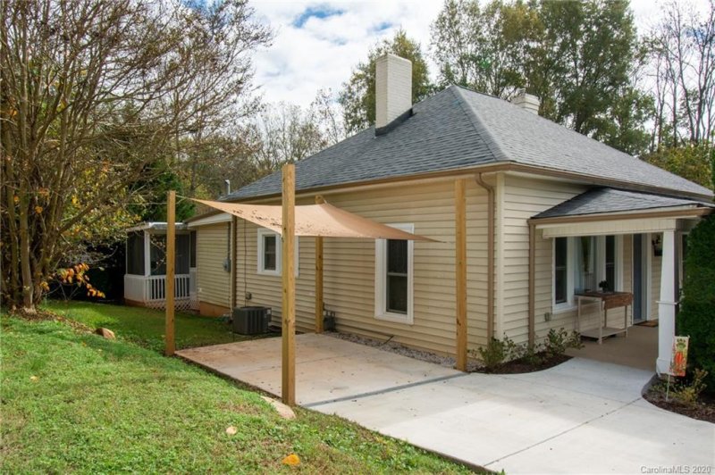 Property image 3 at 58 4th Street, Cramerton, NC 28032