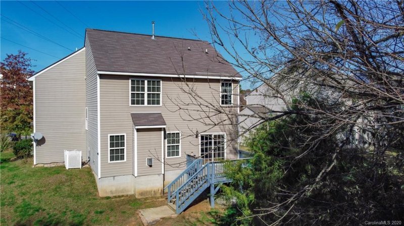 Property image 3 at 2120 Turtle Point Road, Charlotte, NC 28262