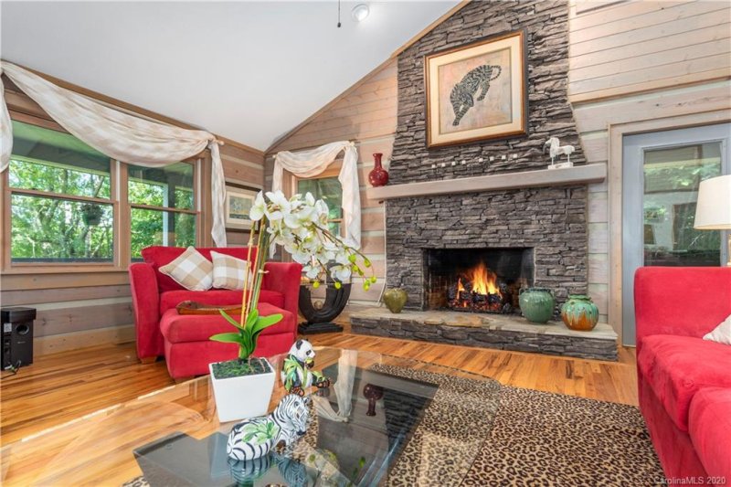 Property image 4 at 1565 Harrietts Trail, Waynesville, NC 28786