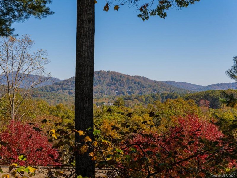 Property image 2 at 511 Wood Thrush Court, Arden, NC 28704