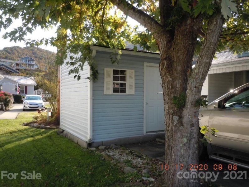 Property image 4 at 79 Strollers Lane, Waynesville, NC 28785