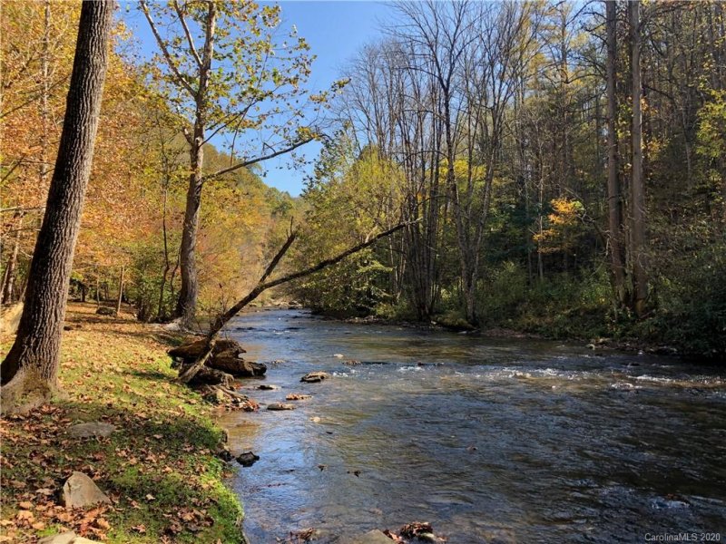 Property image 5 at 34 Laurel Heights Road, Marshall, NC 28753