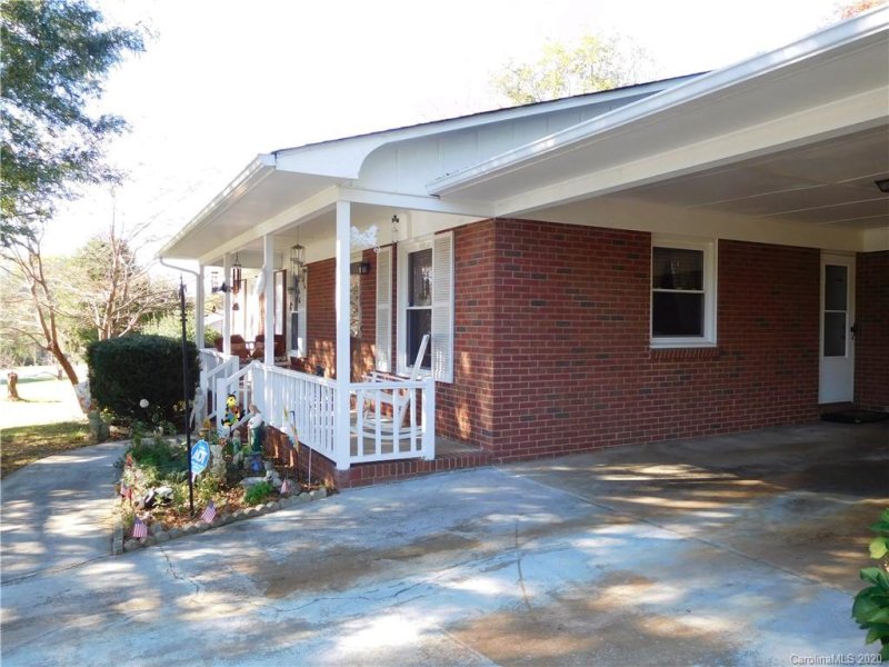 Property image 2 at 100 Rock Creek Drive, Lincolnton, NC 28092