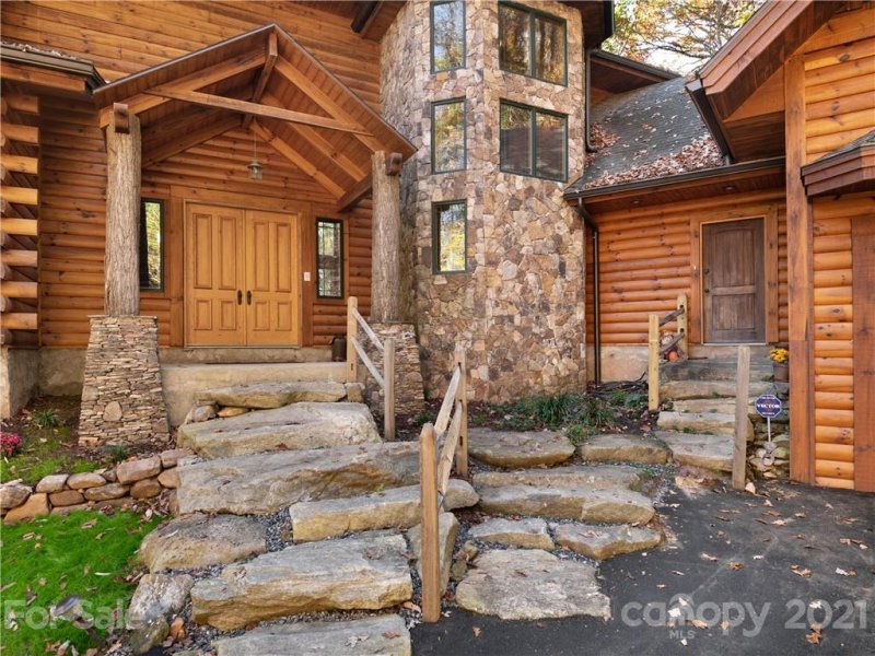 Property image 2 at 142 Bear Vista Trail, Waynesville, NC 28785