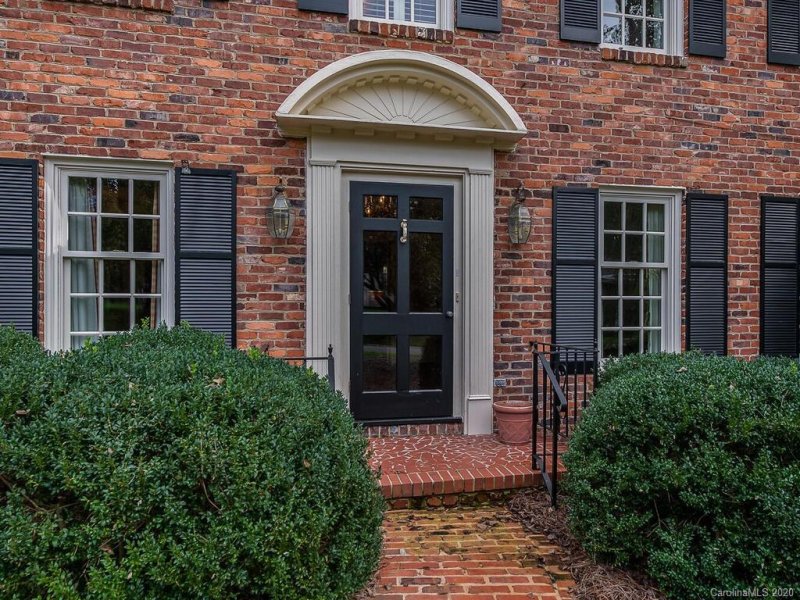 Property image 3 at 3834 Larkston Drive, Charlotte, NC 28226