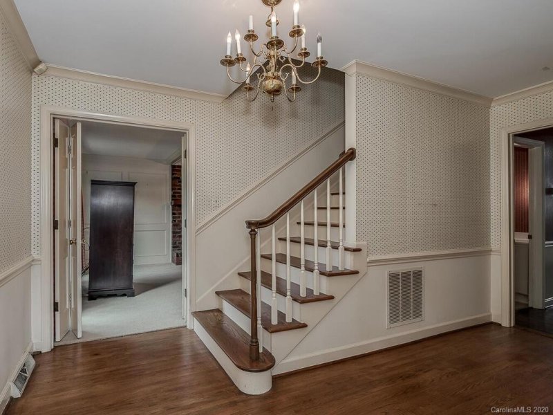 Property image 5 at 3834 Larkston Drive, Charlotte, NC 28226