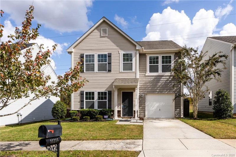 11215 Breezehill Lane