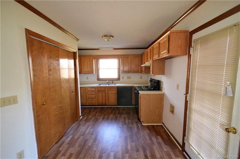 Property image 5 at 11034 Mallard Crossing Drive, Charlotte, NC 28262