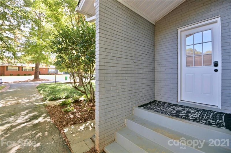 Property image 4 at 931 Sewickley Drive, Charlotte, NC 28209