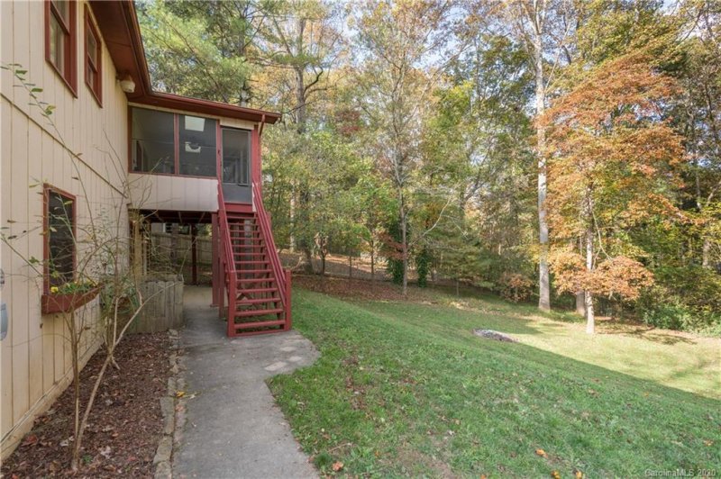 Property image 5 at 8 Canterbury Drive, Arden, NC 28704