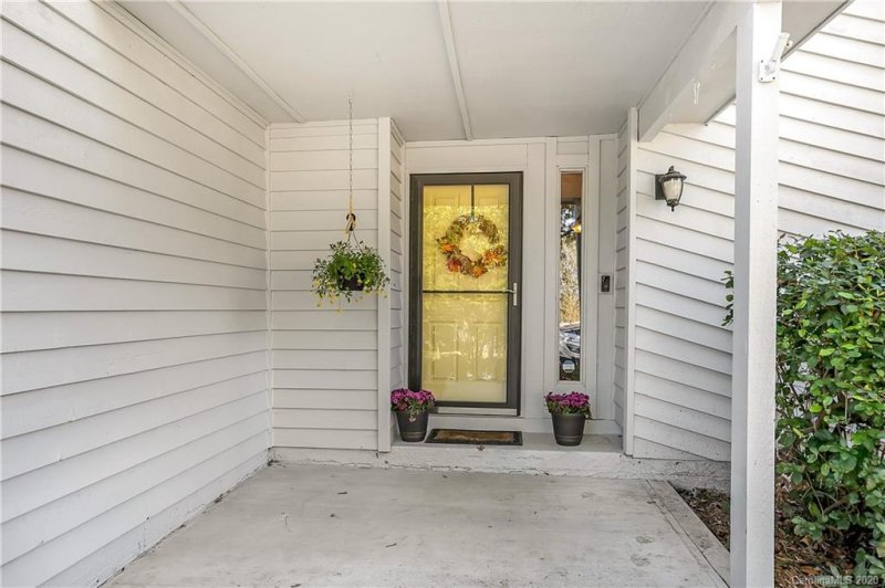 Property image 2 at 4028 Bon Rea Drive, Charlotte, NC 28226