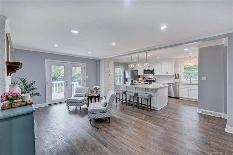 Property image 3 at 1816 Stoneyridge Drive, Charlotte, NC 28214