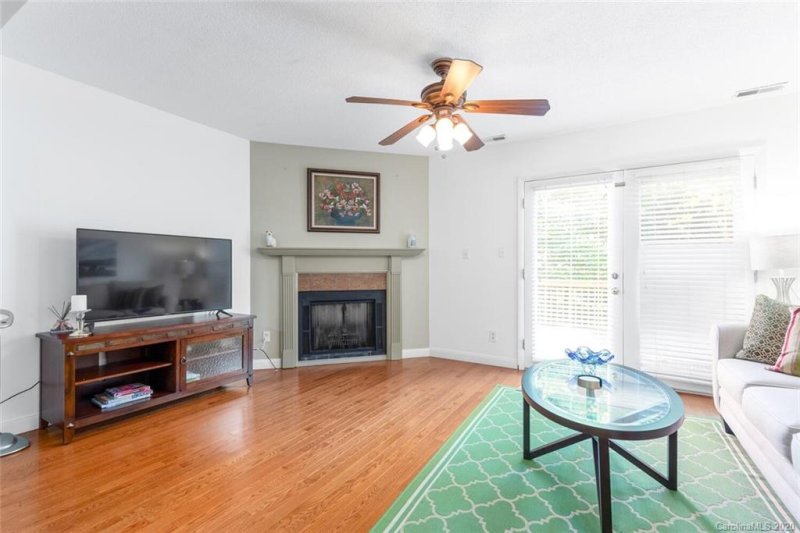 Property image 5 at 16 Spears Avenue, Asheville, NC 28801